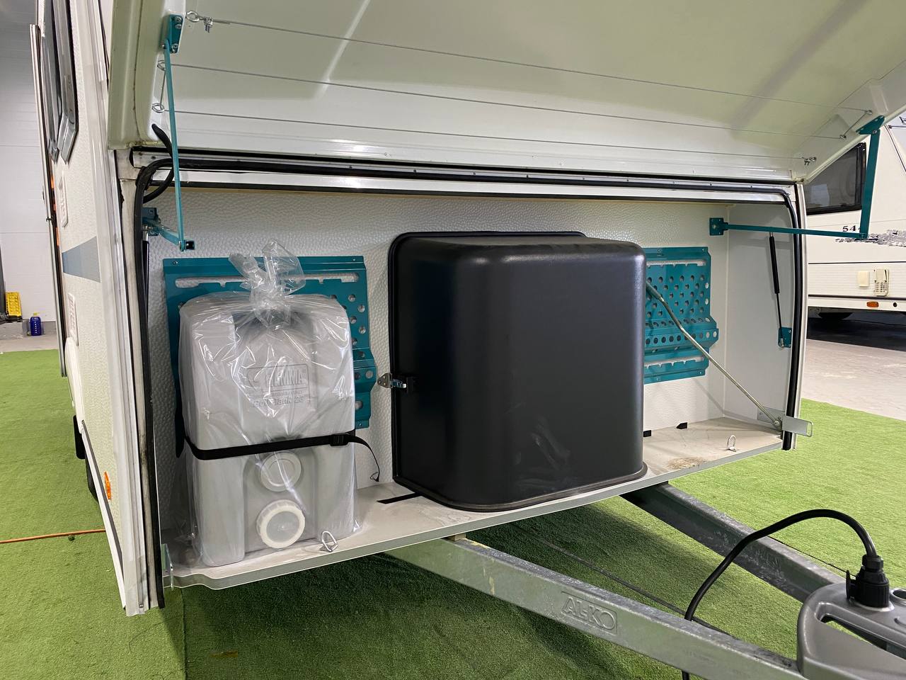 Adria Aviva 360DD фотография номер 18278