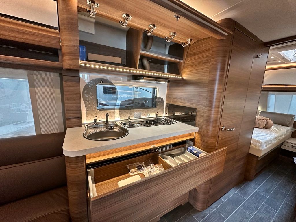 Tabbert Puccini 550E 2.3 фотография  номер 31649
