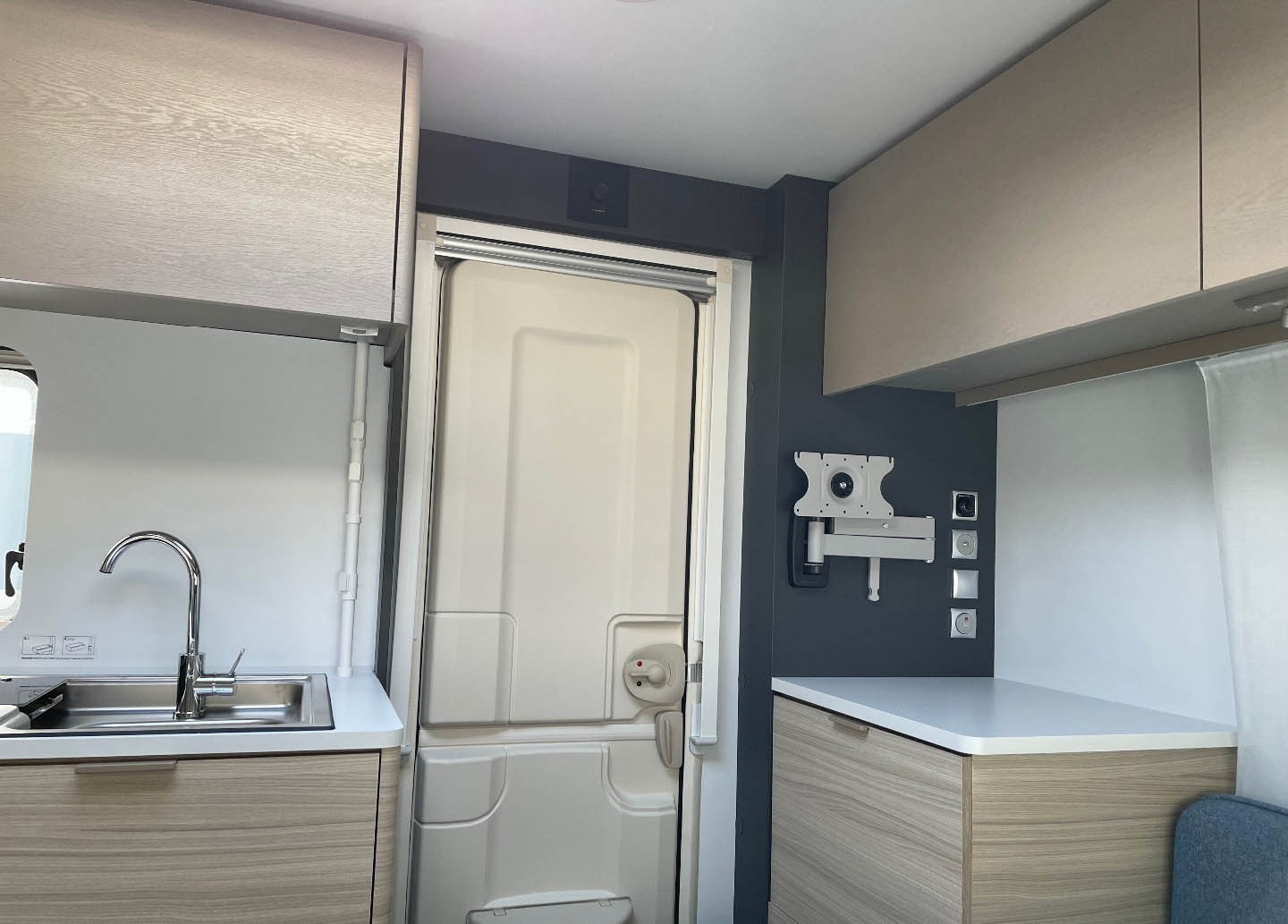 Adria Altea 432 PX фотография номер 32228