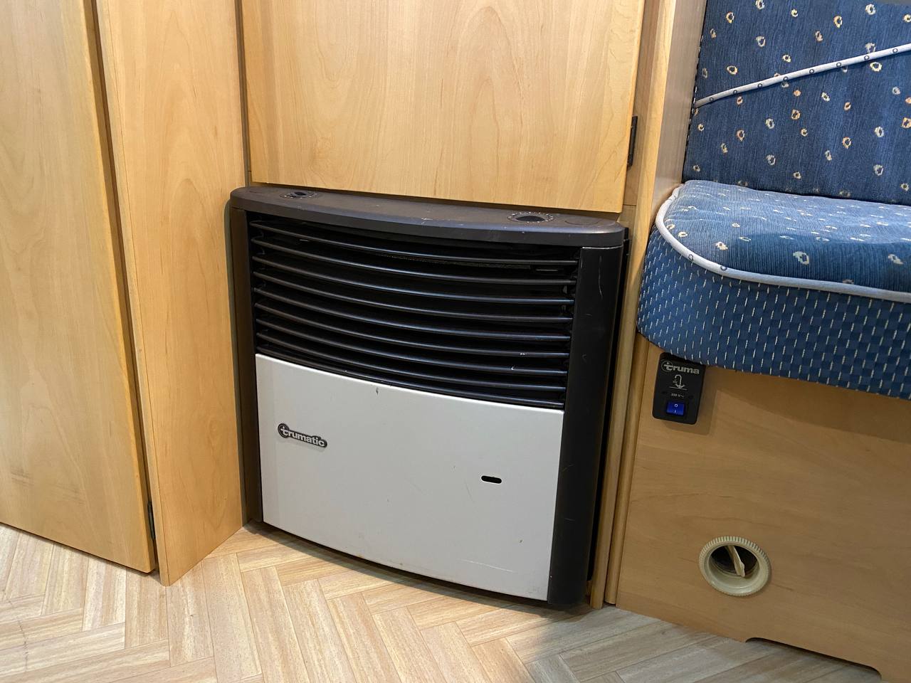Burstner Ventana 480 TK 2002 фотография  номер 33464