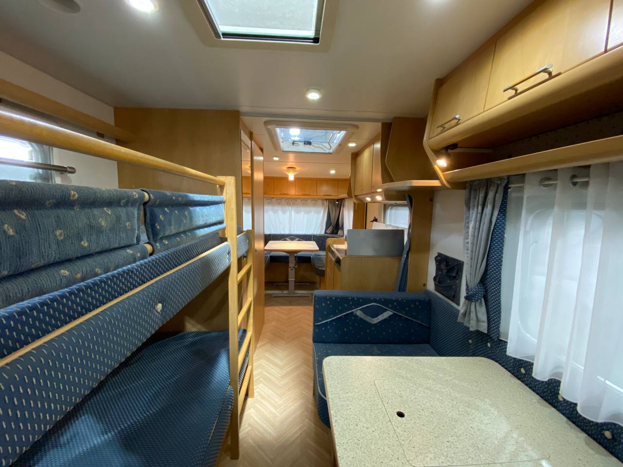 Burstner Ventana 480 TK 2002 фотография  номер 33454