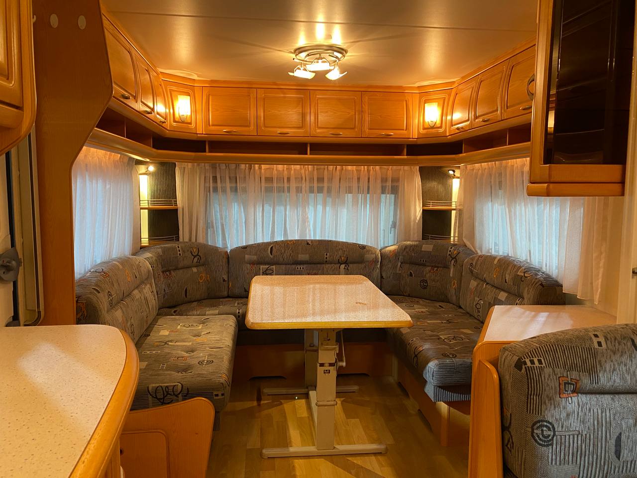 Hobby Prestige 720 UML 2005 фотография номер 34795