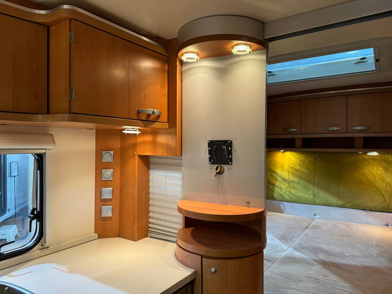 Knaus StarClass 550 2006 фотография  номер 37950