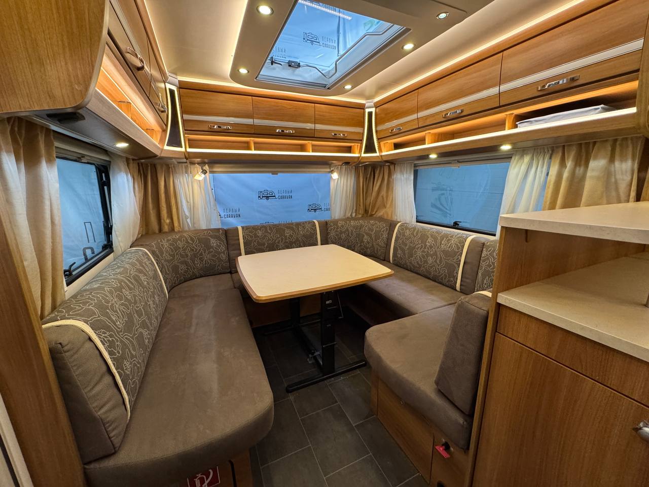 Dethleffs Nomad 560 FR 2014 фотография  номер 43883