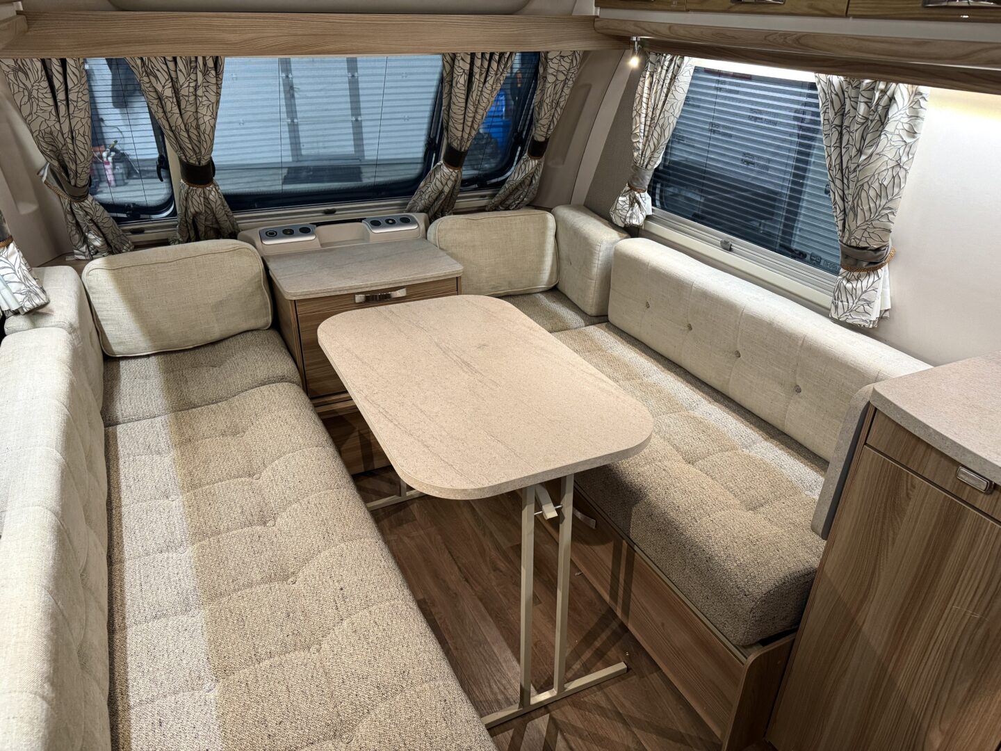 Swift Challenger Hi-Style 480 2019 фотография номер 51236