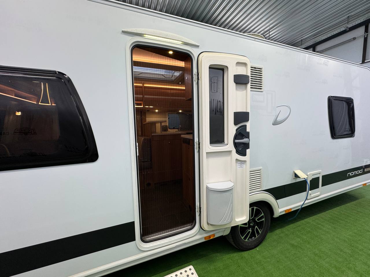 Dethleffs Nomad 560 FR 2014 фотография  номер 43878
