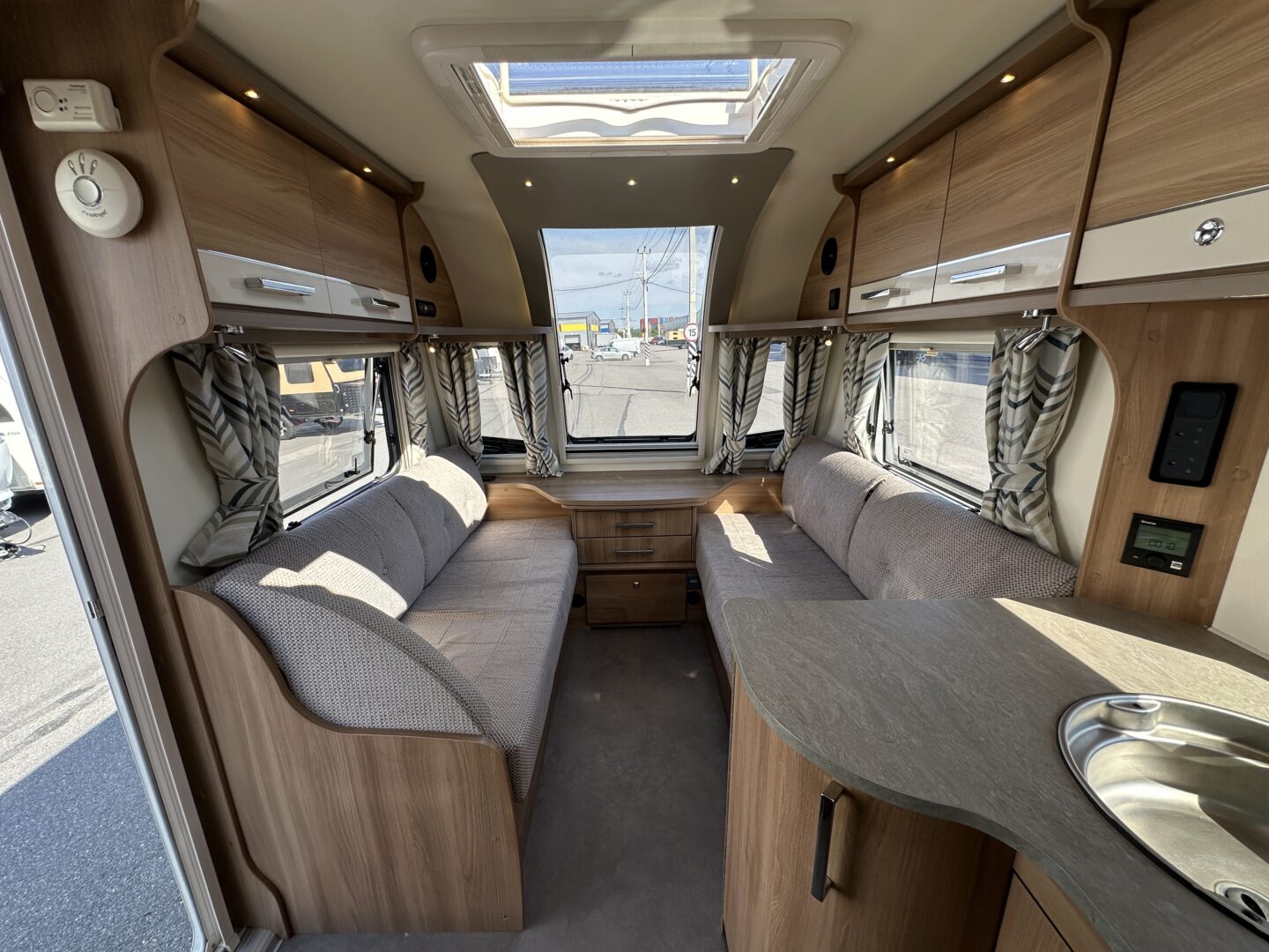 Bailey Pegasus Rimini GT70 2018 фотография  номер 55181