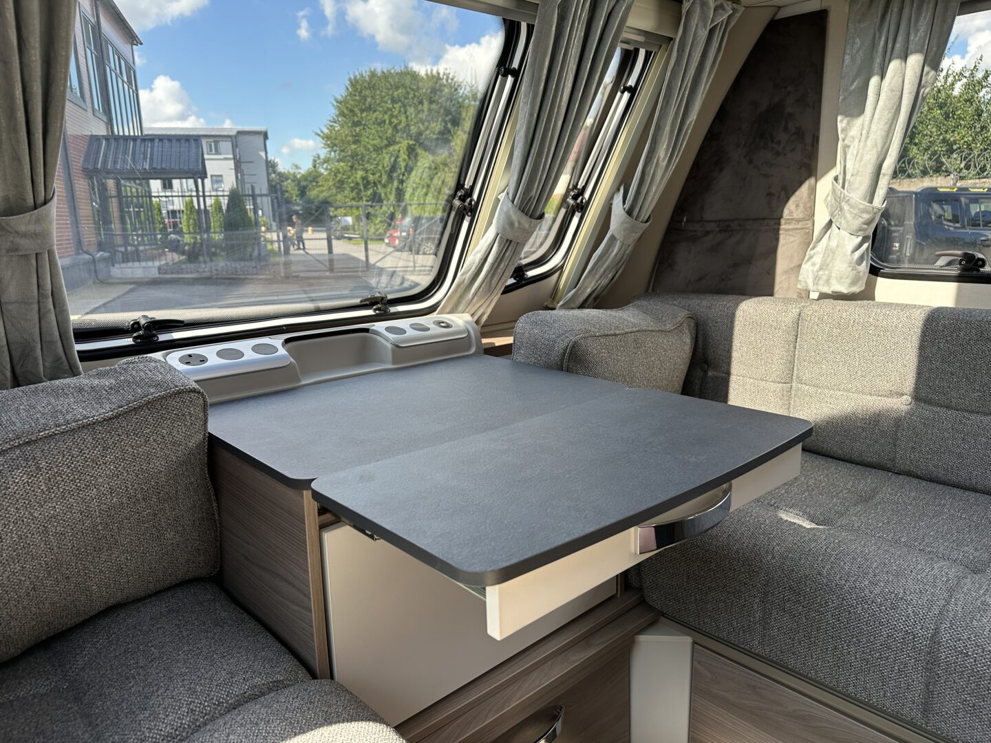 Swift Sprite Alpine 2 2023 фотография  номер 55386