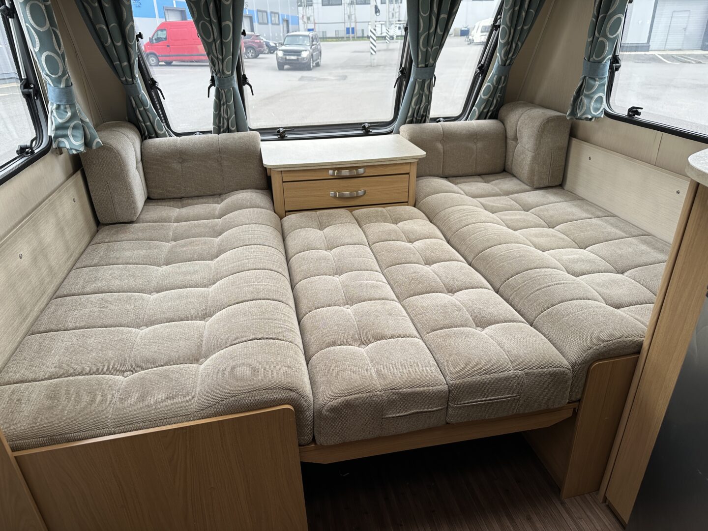 Compass Corona 540 2014 фотография  номер 54934