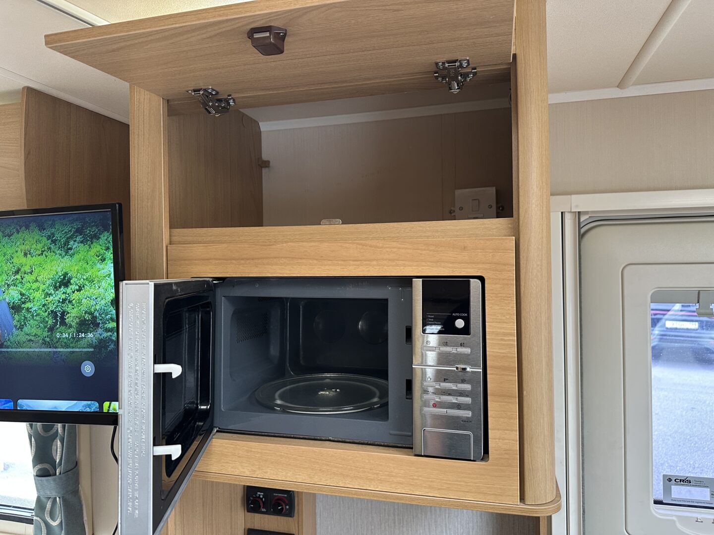 Compass Corona 540 2014 фотография  номер 54940