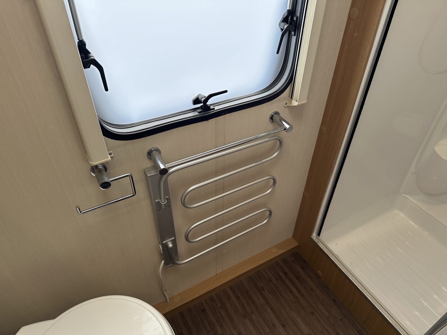 Compass Corona 540 2014 фотография  номер 54949