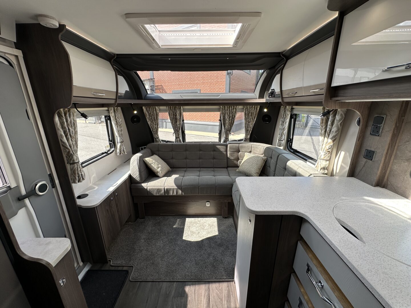 Coachman Laser 545 Xtra 2025 фотография  номер 55499
