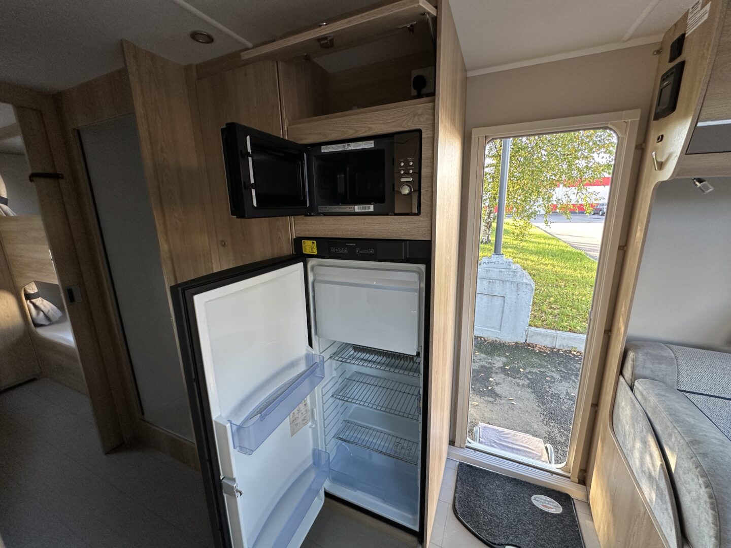 Elddis Chatsworth 868 2020 фотография  номер 56123
