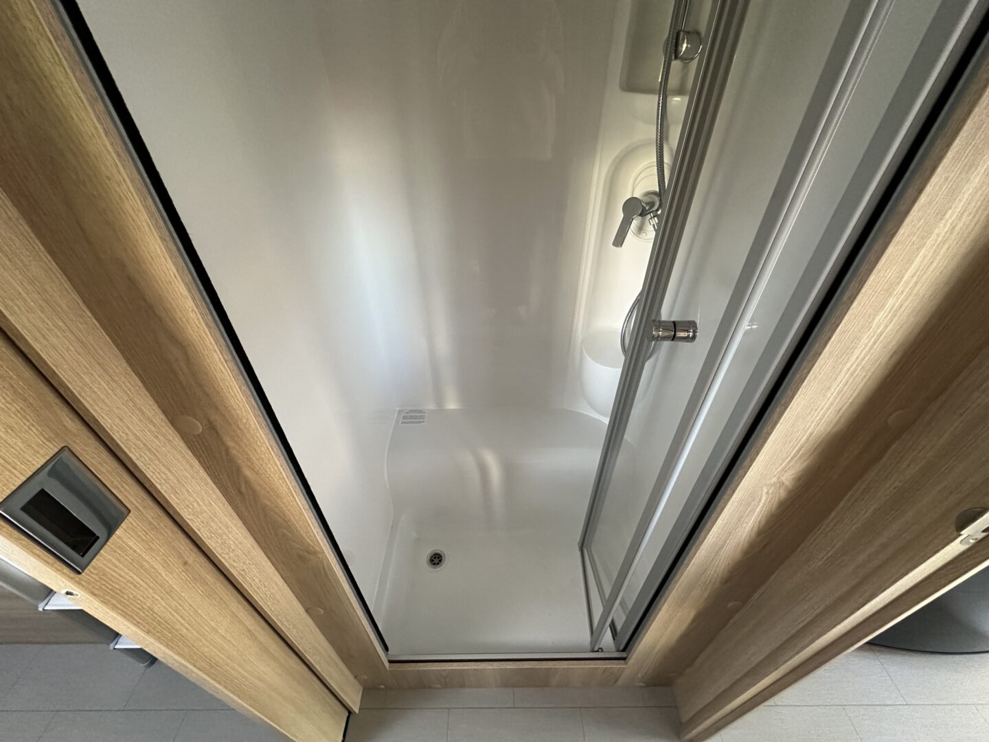 Elddis Chatsworth 868 2020 фотография  номер 56131