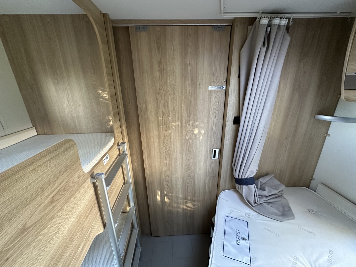 Elddis Chatsworth 868 2020 фотография  номер 56134