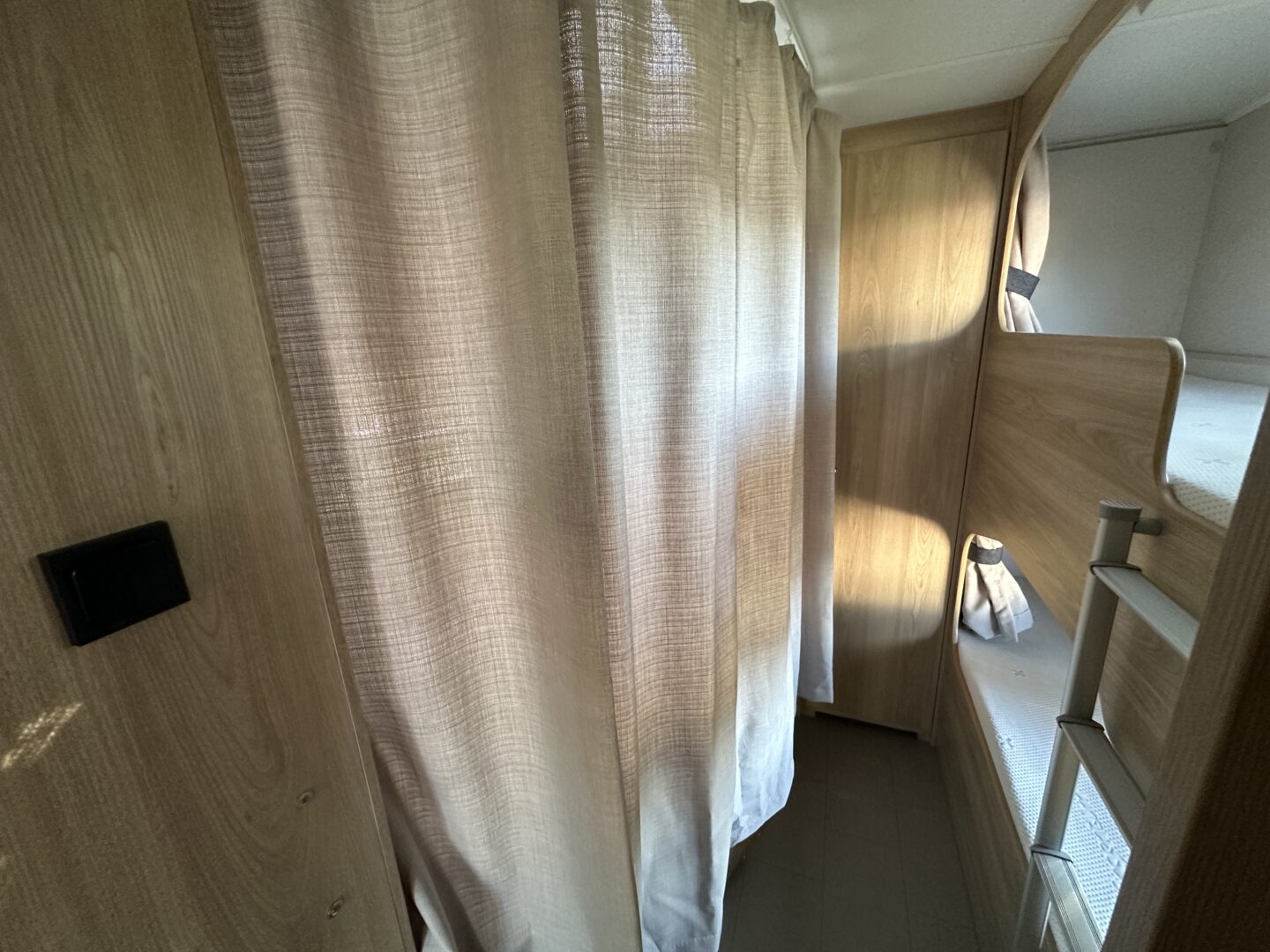 Elddis Chatsworth 868 2020 фотография  номер 56137