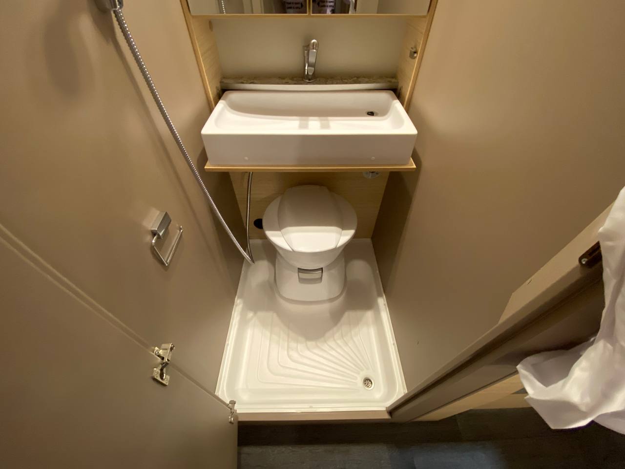 Weinsberg CaraCito 470 QDK фотография номер 26233
