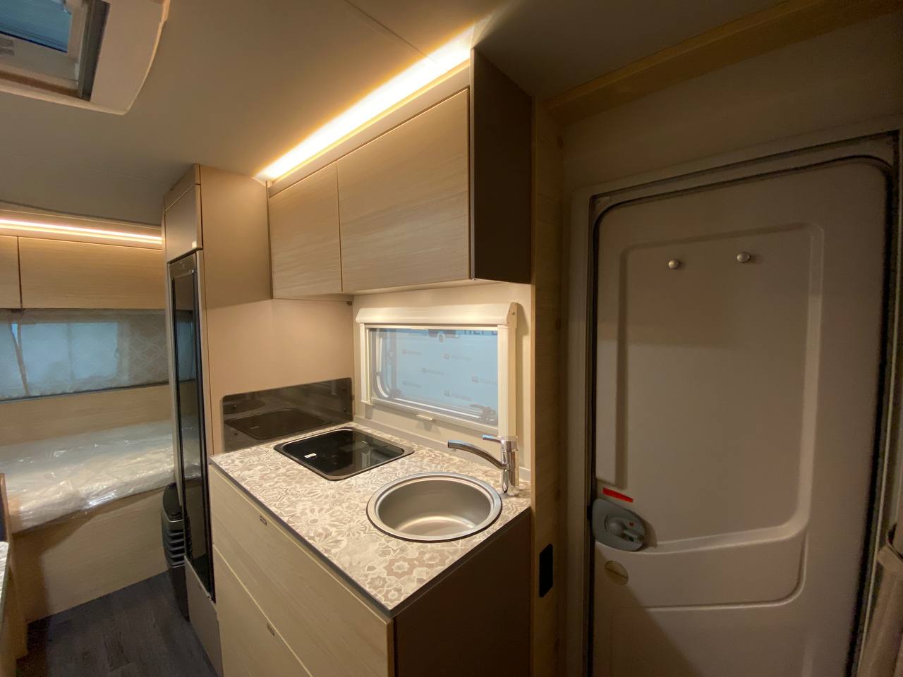 Weinsberg CaraCito 470 QDK фотография номер 26202