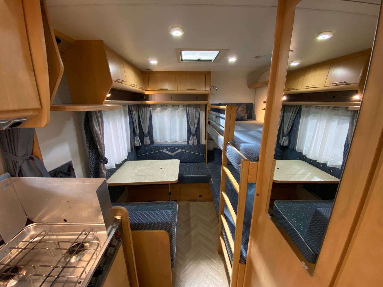 Burstner Ventana 480 TK 2002 фотография номер 33473