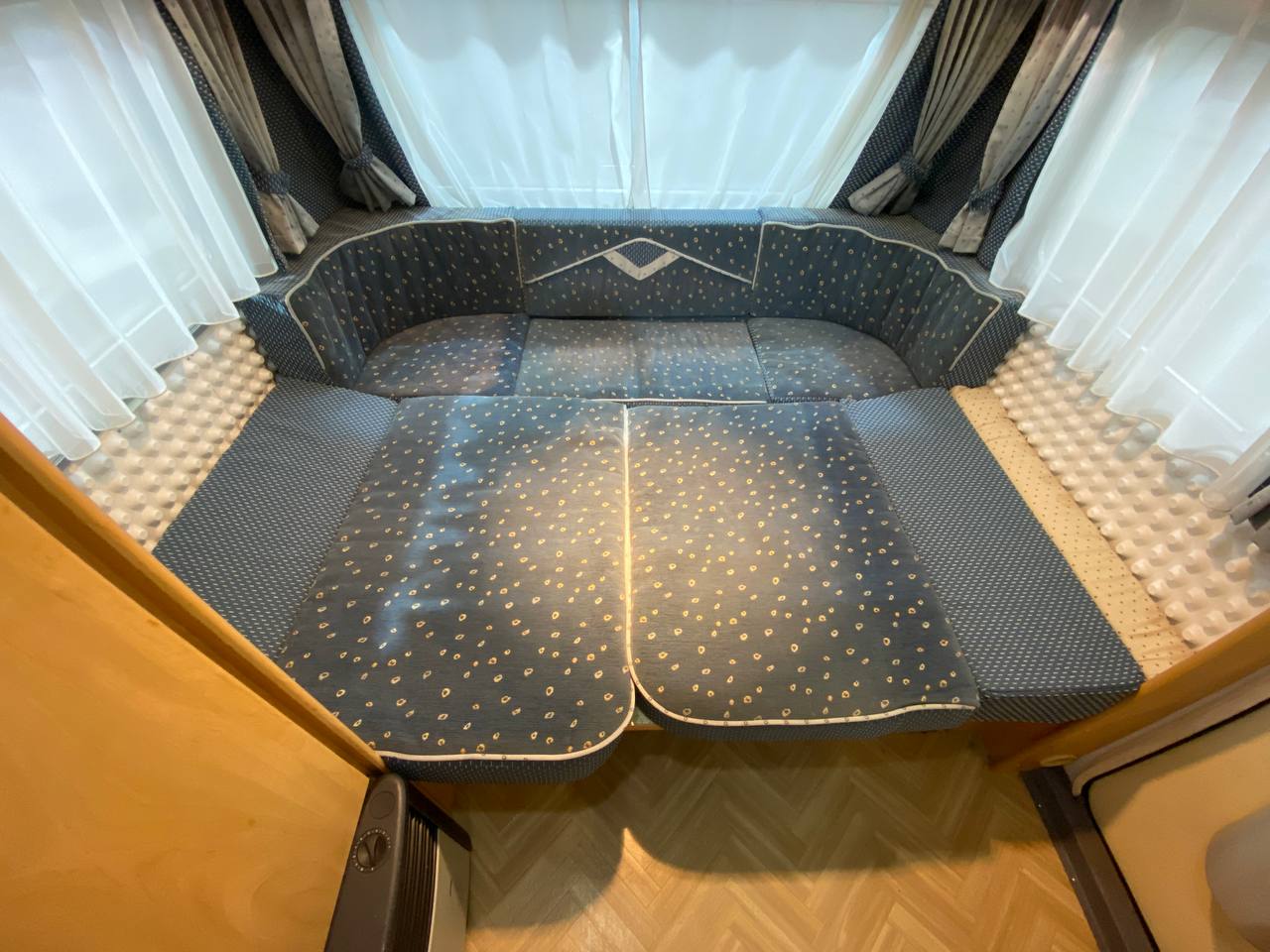 Burstner Ventana 480 TK 2002 фотография номер 33457