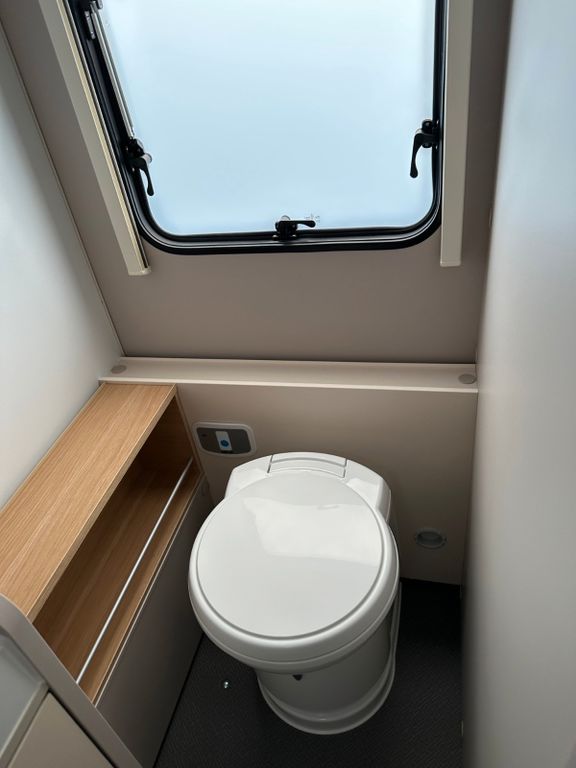 Adria Adora 613 HT фотография номер 34329