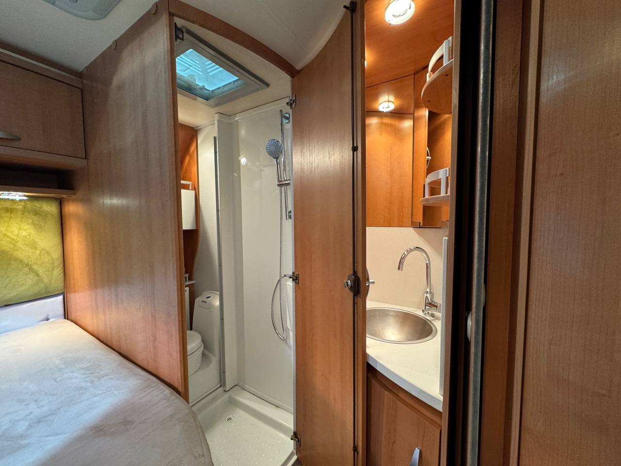 Knaus StarClass 550 2006 фотография номер 37938