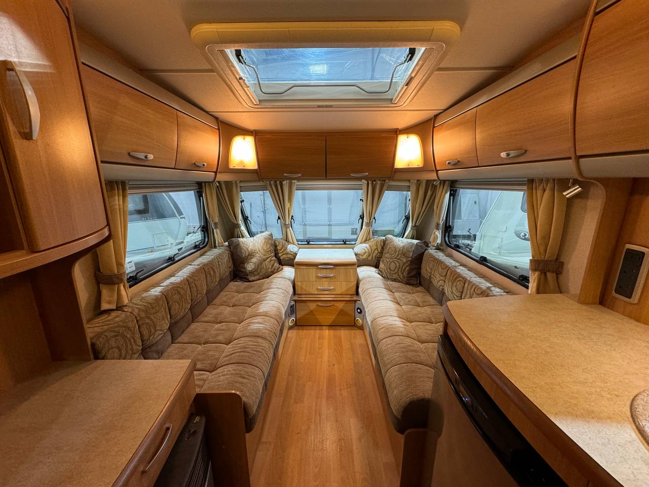 Swift Challenger 480 2010 фотография номер 40747