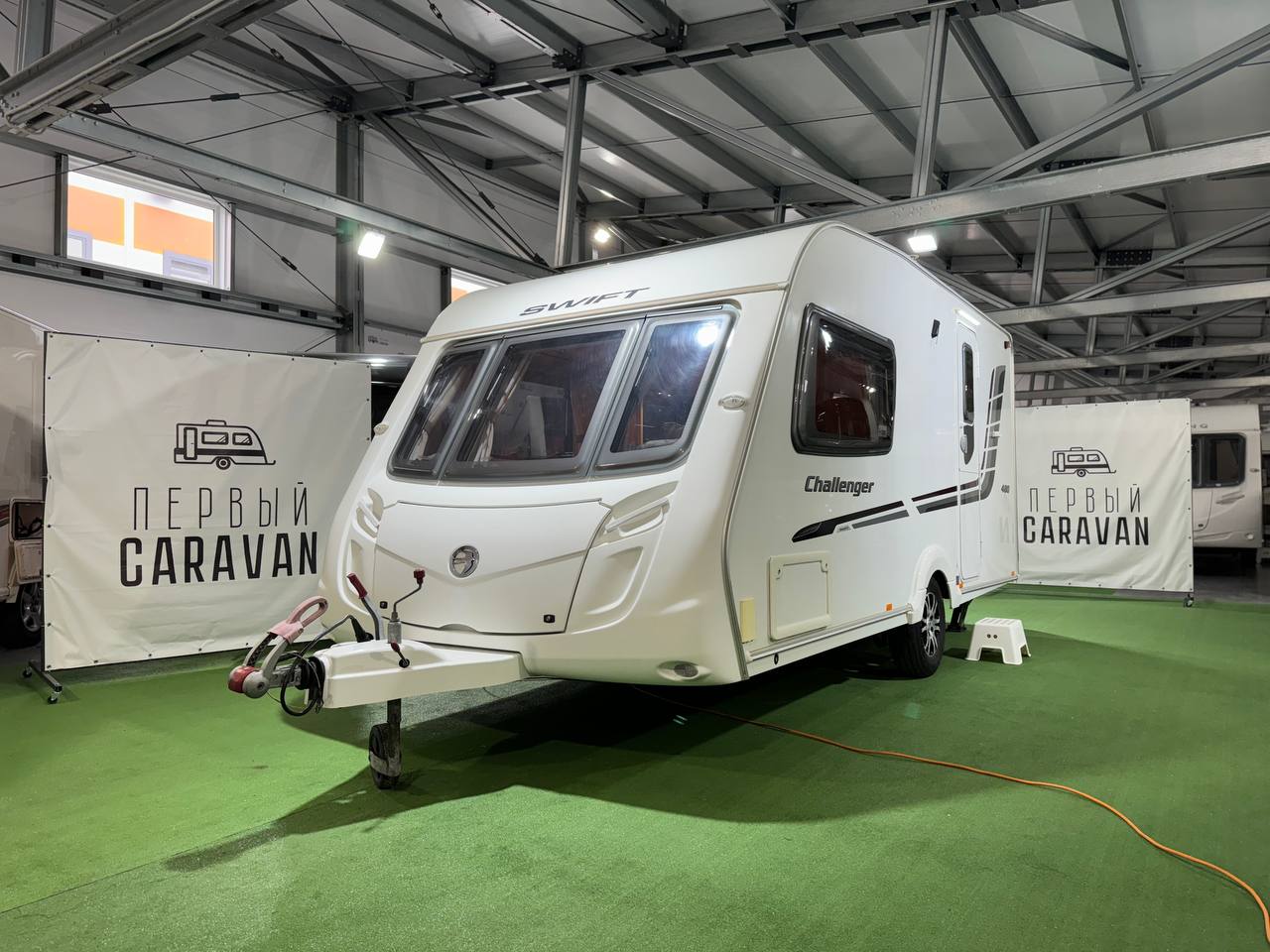 Swift Challenger 480 2010 фотография  номер https://admin.1caravan.ru/wp-content/uploads/2024/09/1-5.jpg