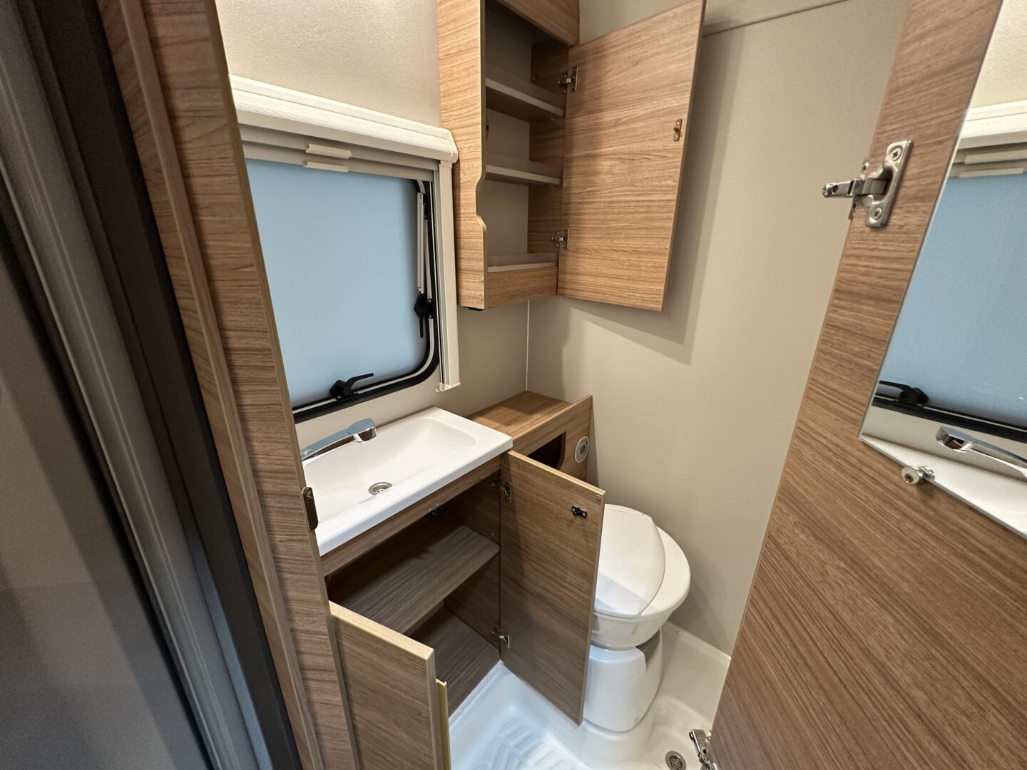Weinsberg CaraOne 390 QD 2023 фотография номер 53059