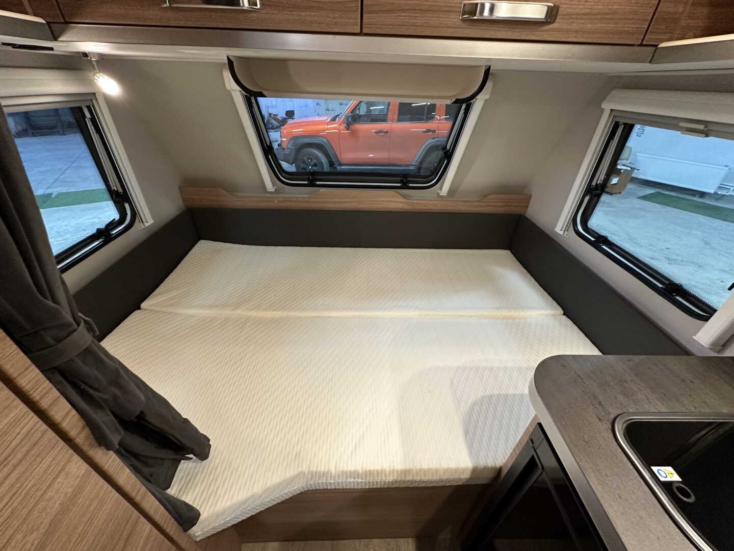 Weinsberg CaraOne 390 QD 2023 фотография номер 53067