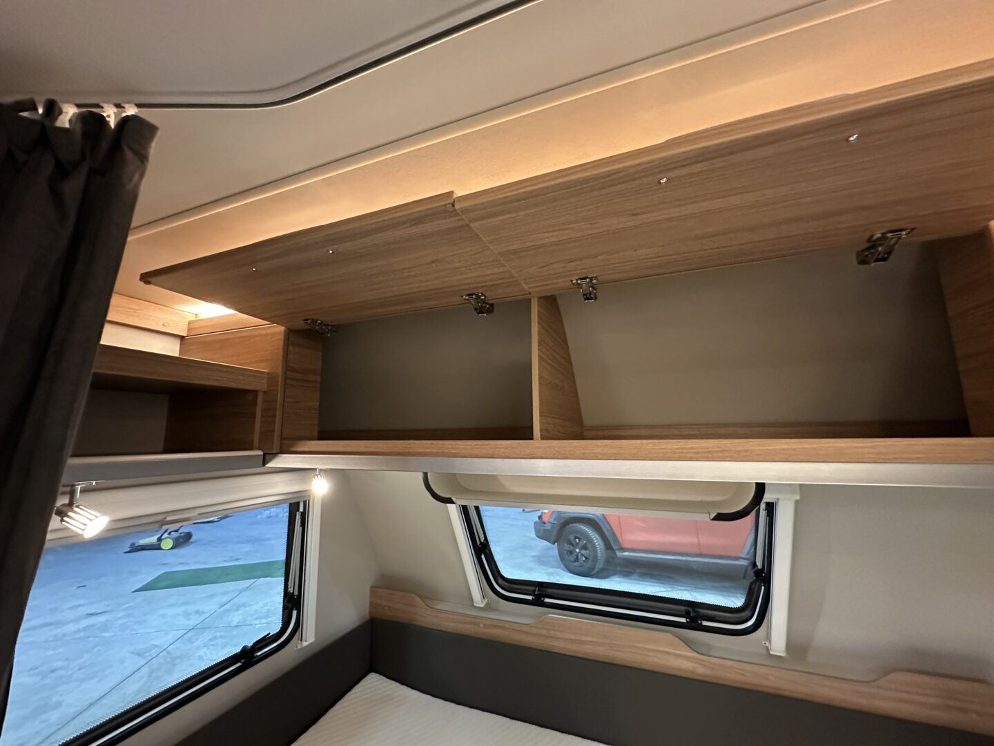 Weinsberg CaraOne 390 QD 2023 фотография номер 53068