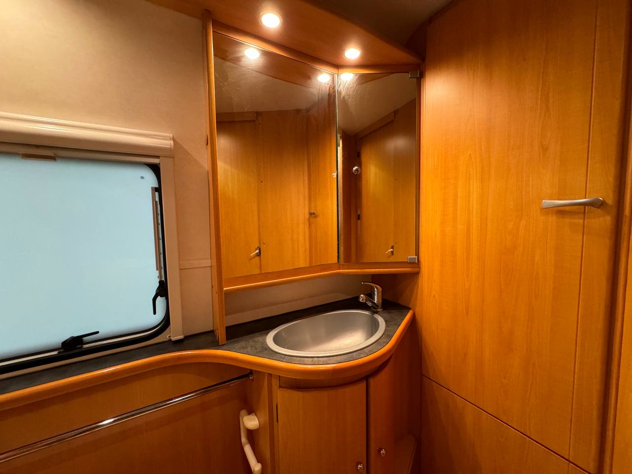 Geist LV 485 2004 фотография номер 42282