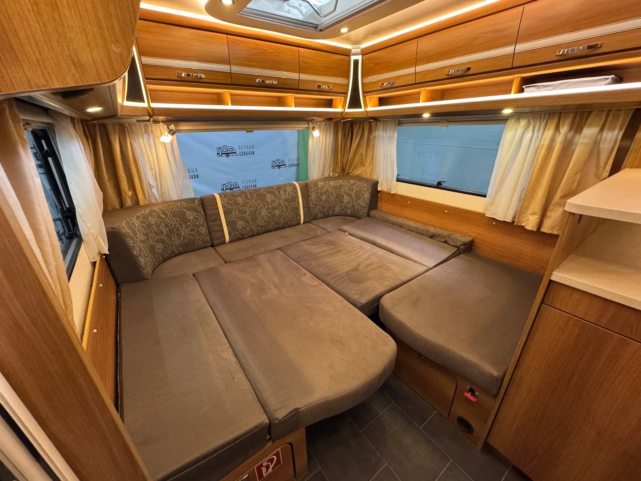 Dethleffs Nomad 560 FR 2014 фотография номер 43885