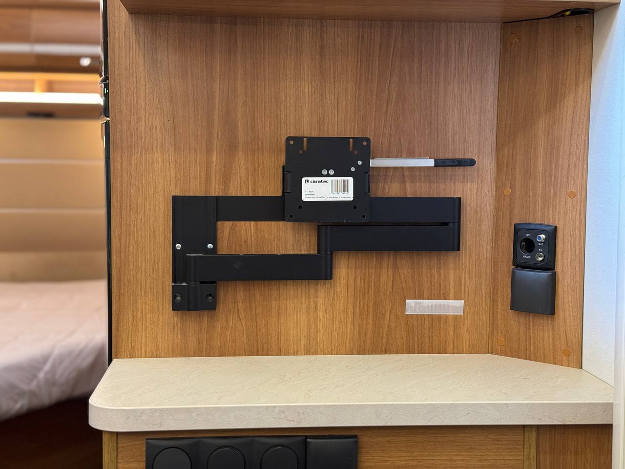 Dethleffs Nomad 560 FR 2014 фотография номер 43897