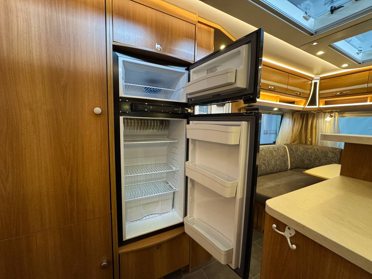 Dethleffs Nomad 560 FR 2014 фотография номер 43899