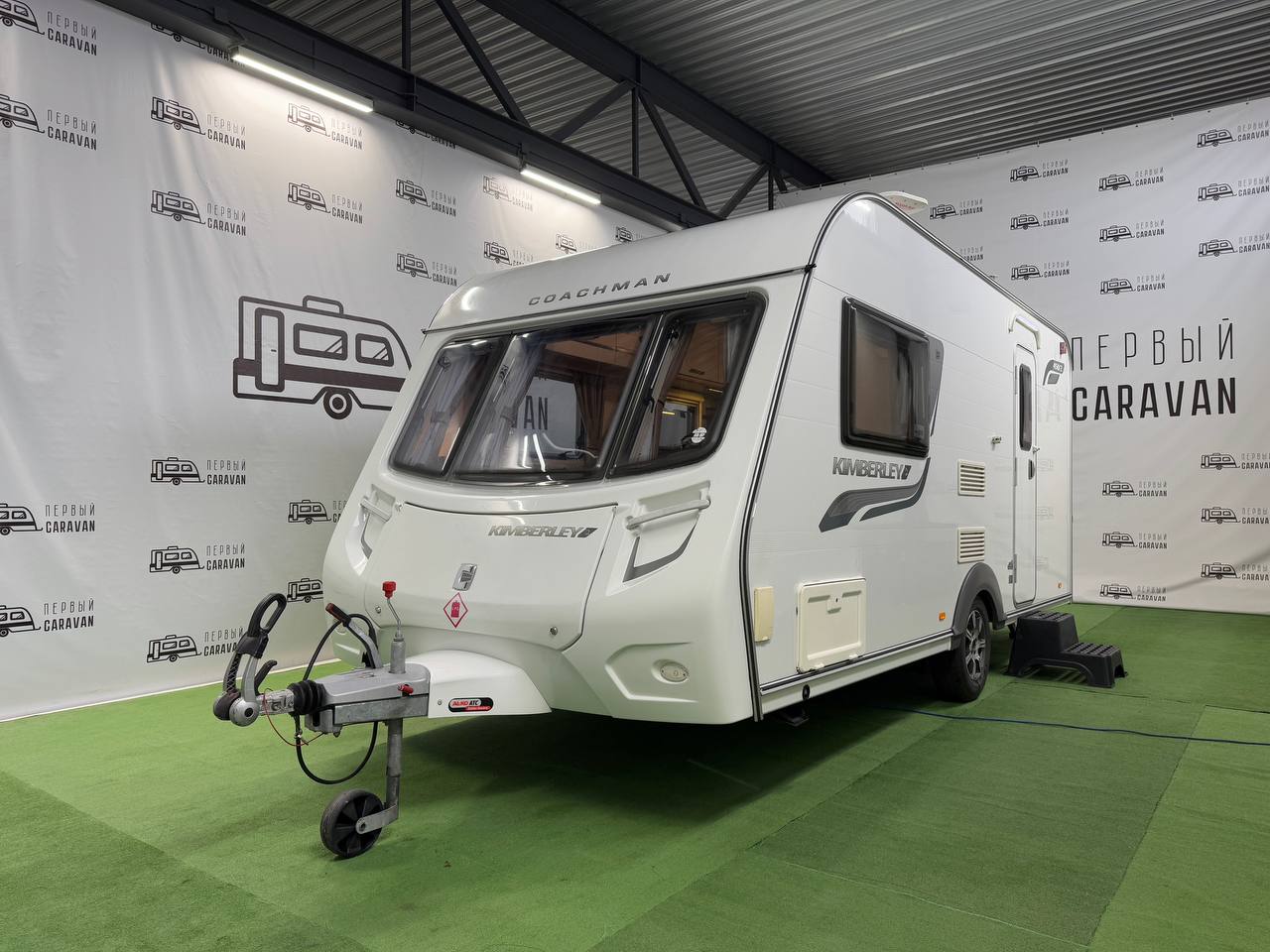 Coachman Kimberley 450/2 2012 фотография номер https://admin.1caravan.ru/wp-content/uploads/2025/09/1-5.jpg