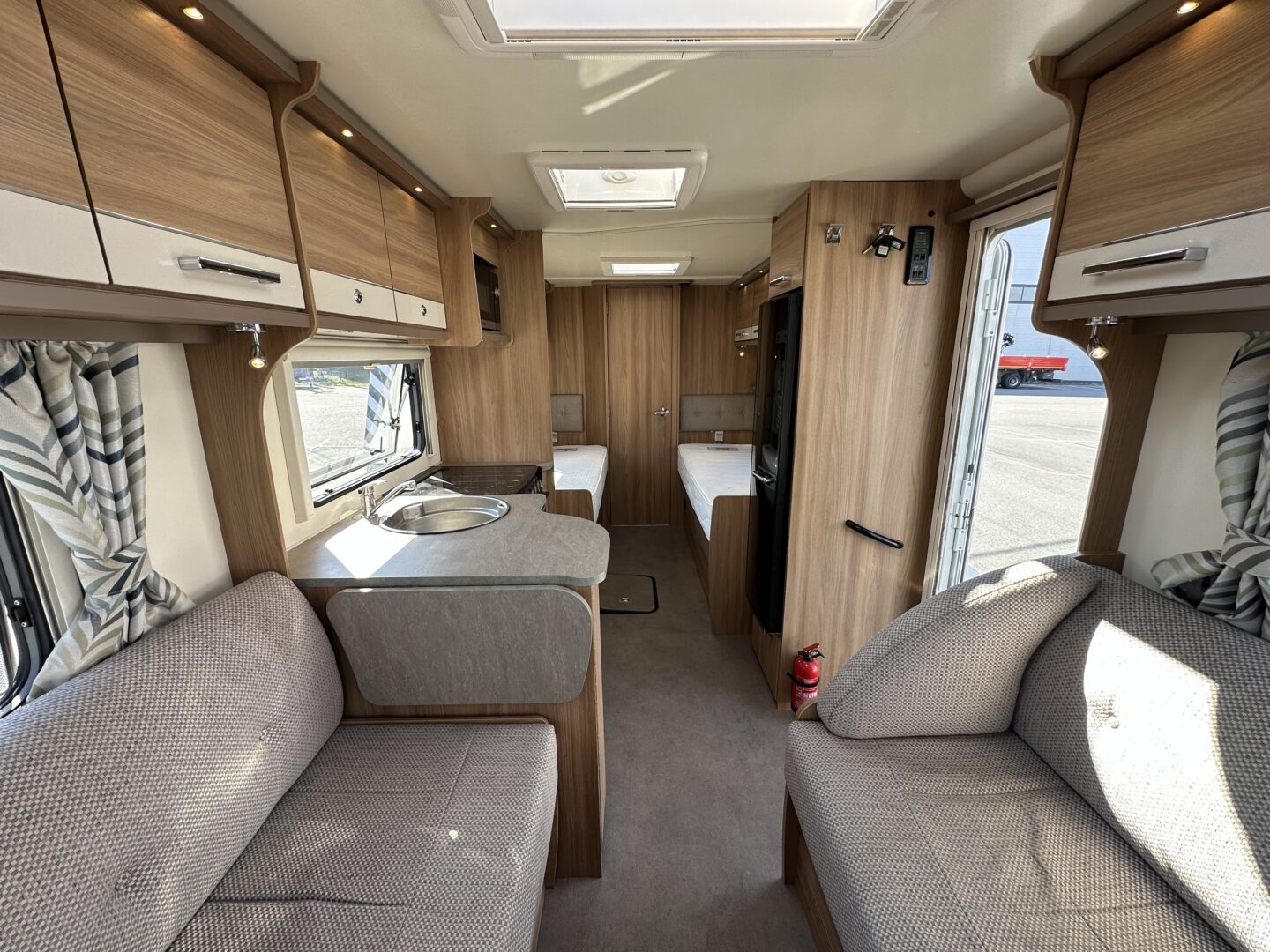 Bailey Pegasus Rimini GT70 2018 фотография номер 55182