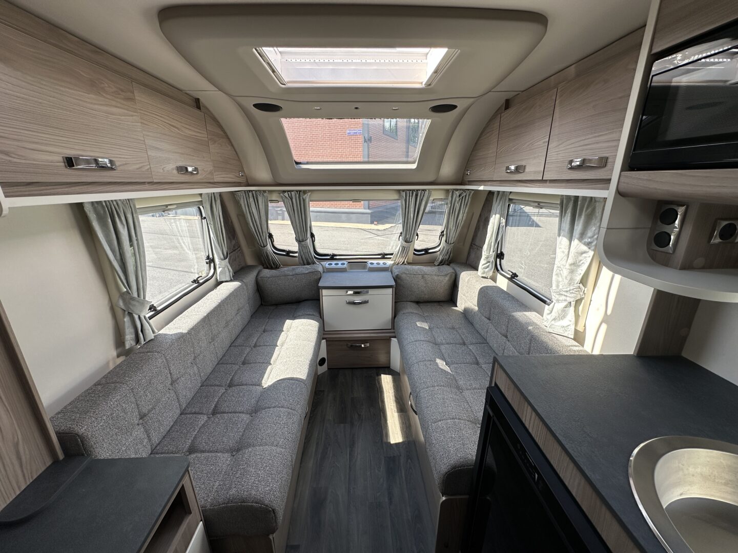 Swift Sprite Alpine 2 2023 фотография номер 55383