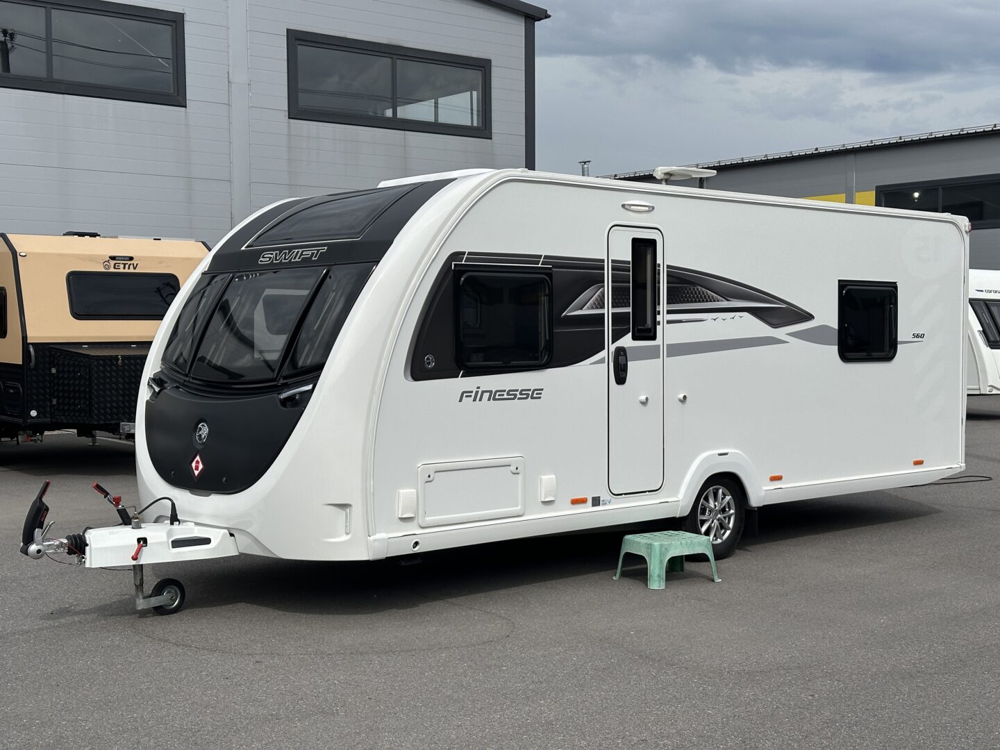 Swift Finesse 560 2024 фотография  номер https://admin.1caravan.ru/wp-content/uploads/2025/12/IMG_0527.jpg