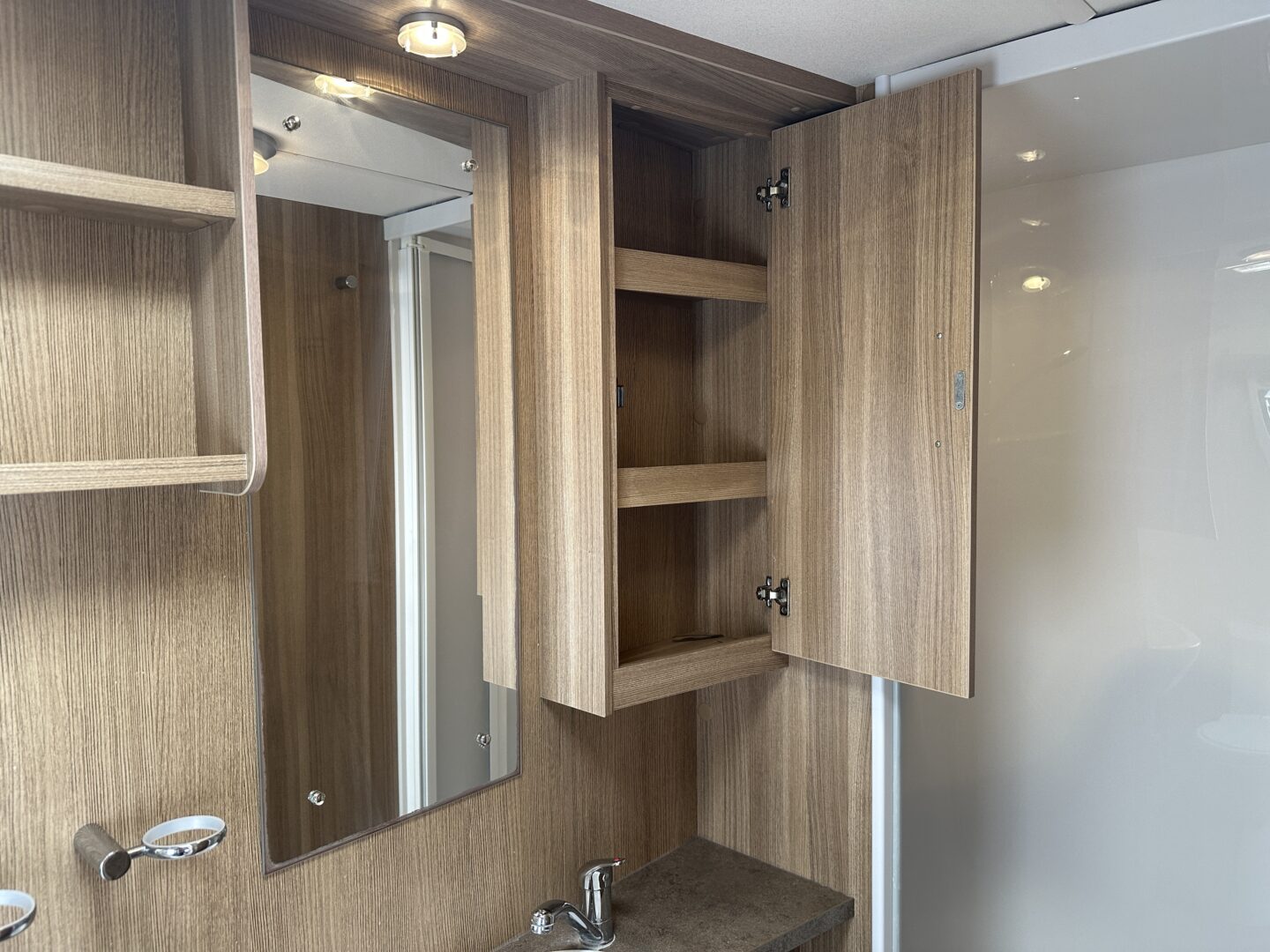 Sterling Elite Amber 2012 фотография номер 55134