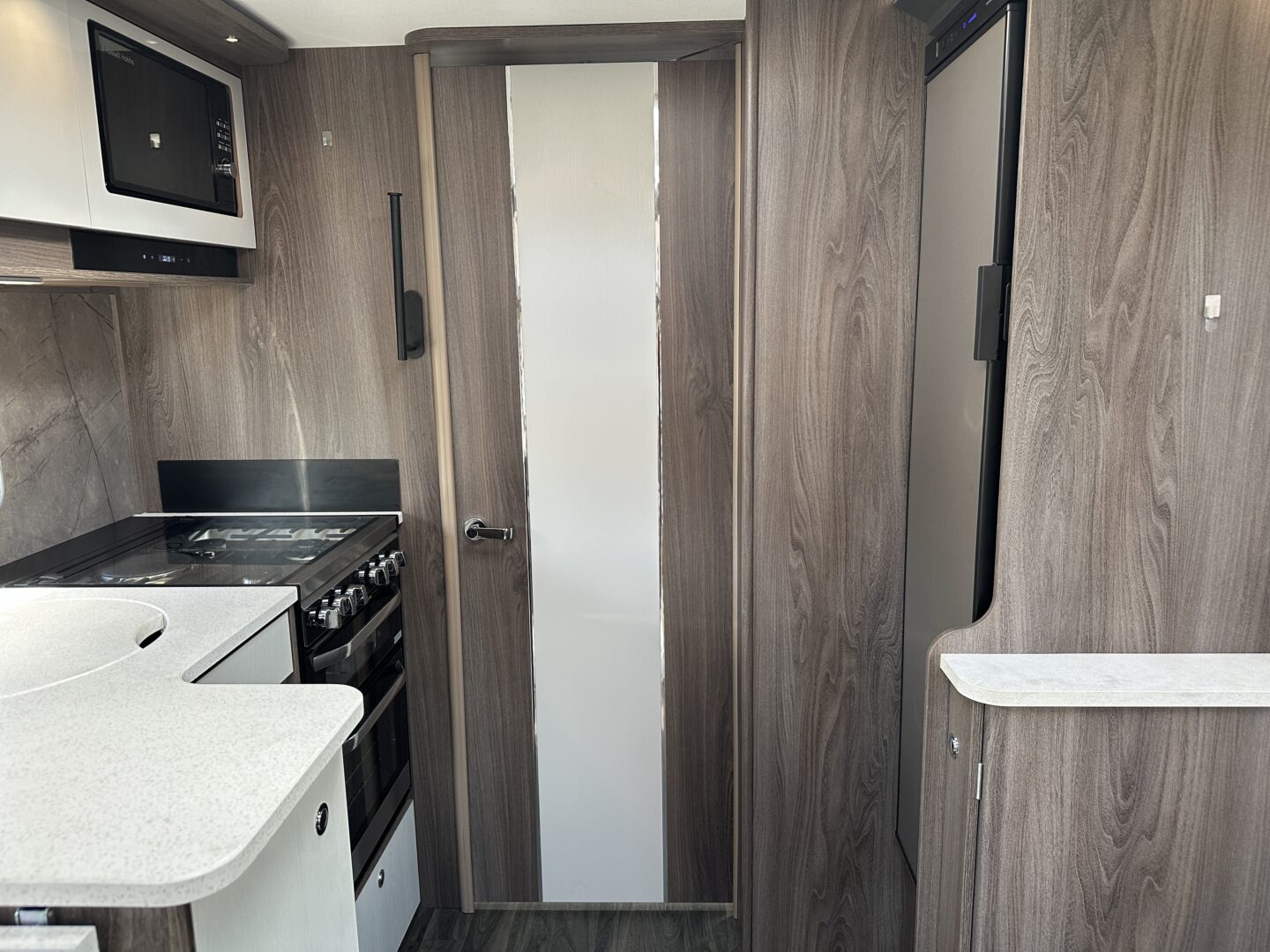 Coachman Laser 545 Xtra 2025 фотография номер 55512