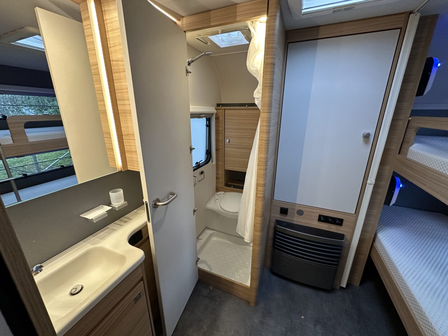 Dethleffs Camper 540QMK 2024 фотография номер 55940