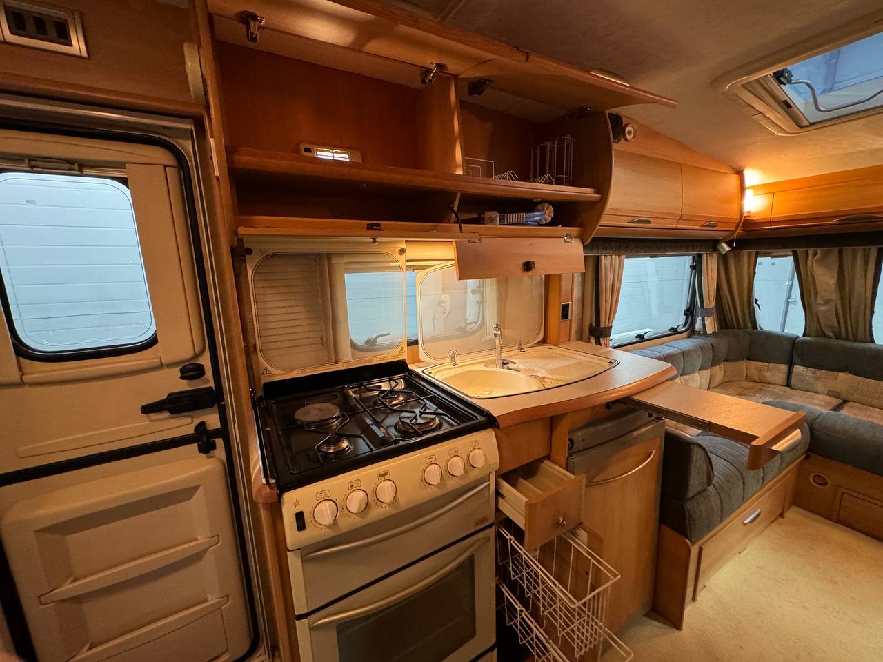 Swift Challenger 490 SE 2003 фотография номер 42228
