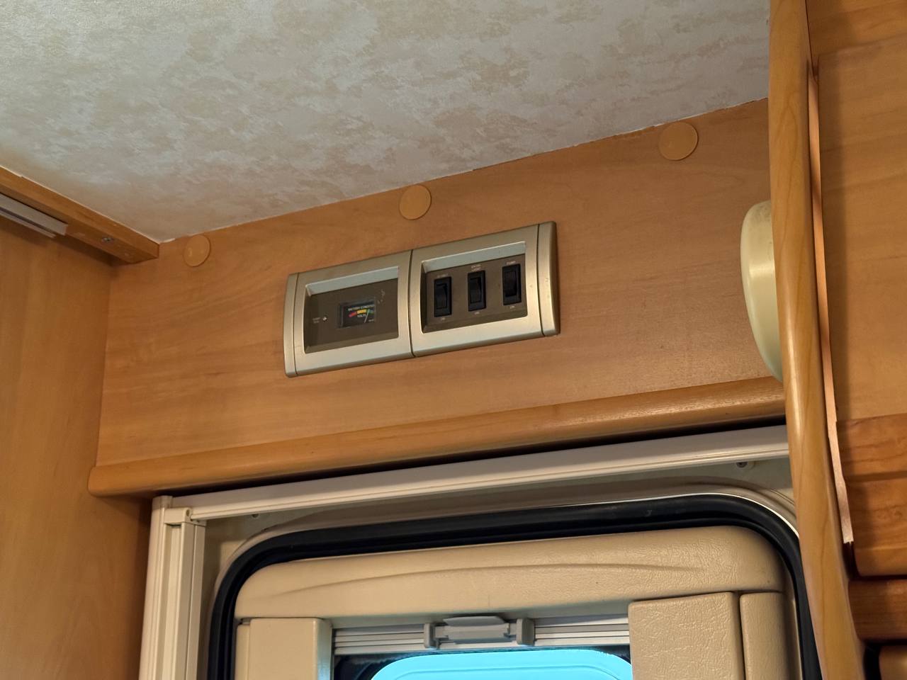 Swift Challenger 490 SE 2003 фотография номер 42233