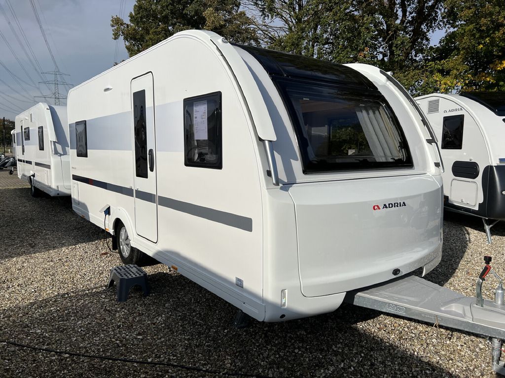 Adria Adora 522 UP фотография номер 32575