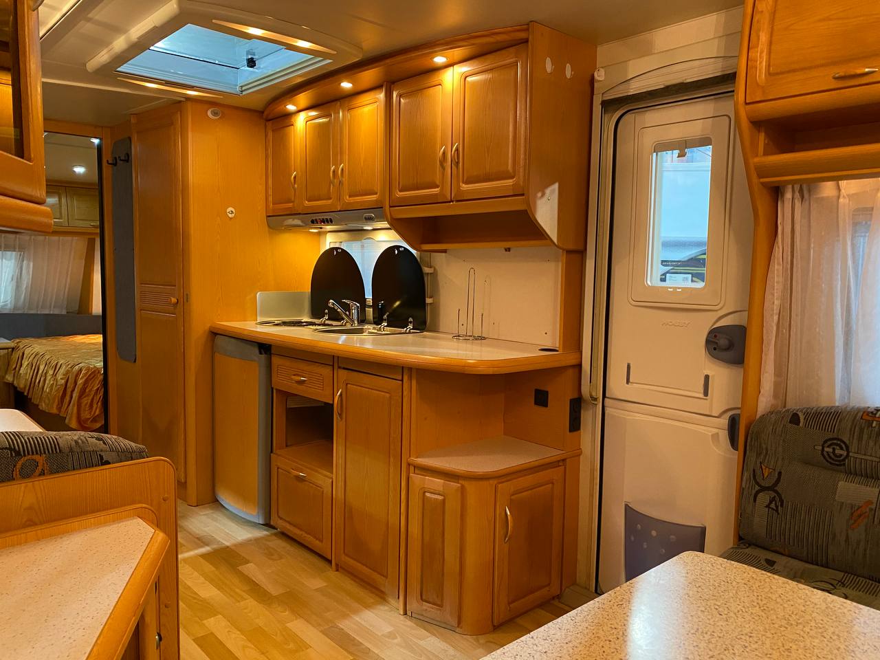 Hobby Prestige 720 UML 2005 фотография номер 34806