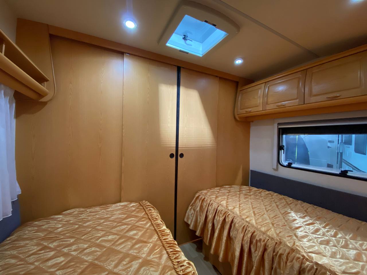 Hobby Prestige 720 UML 2005 фотография номер 34822