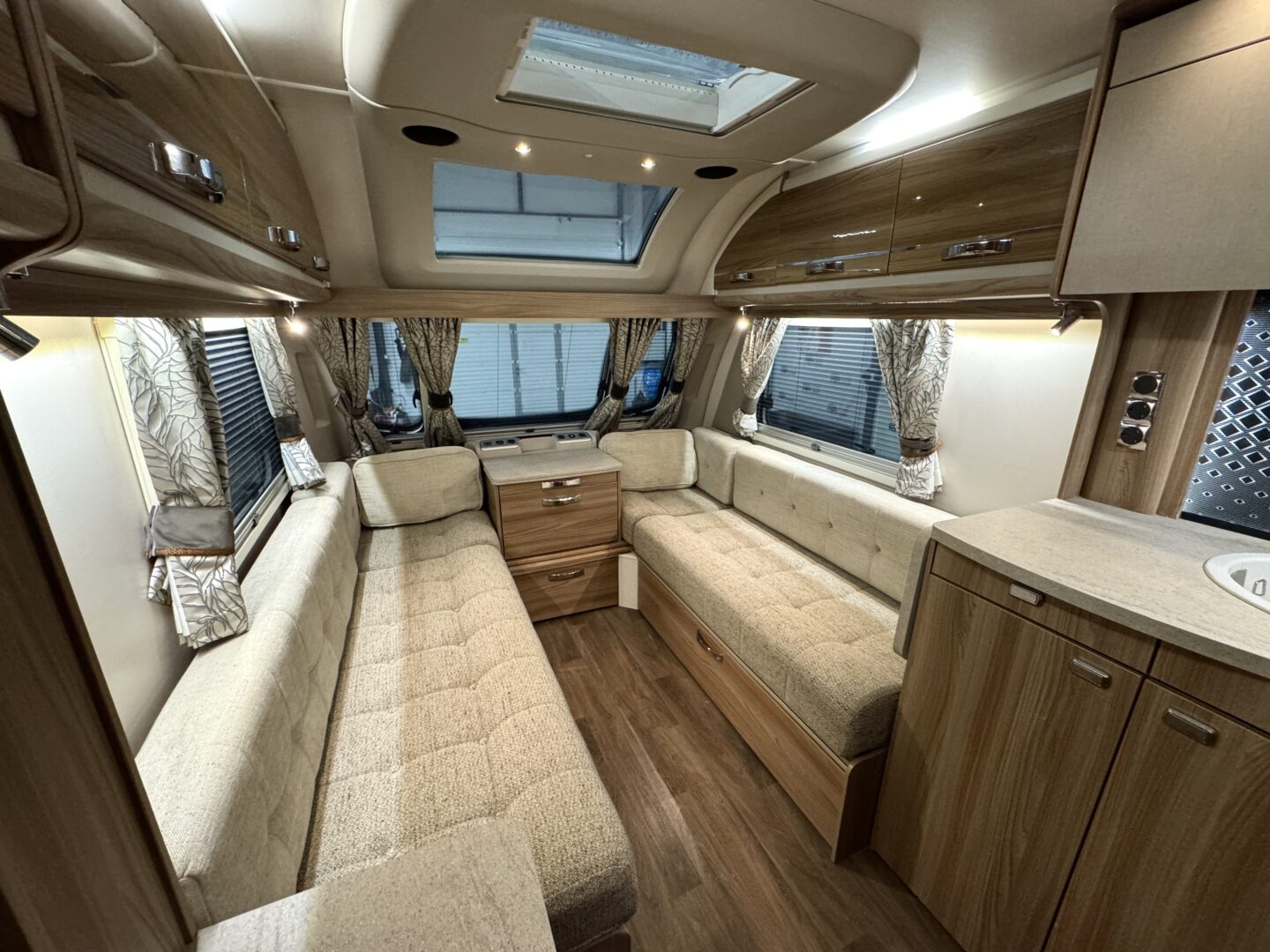 Swift Challenger Hi-Style 480 2019 фотография номер 51232