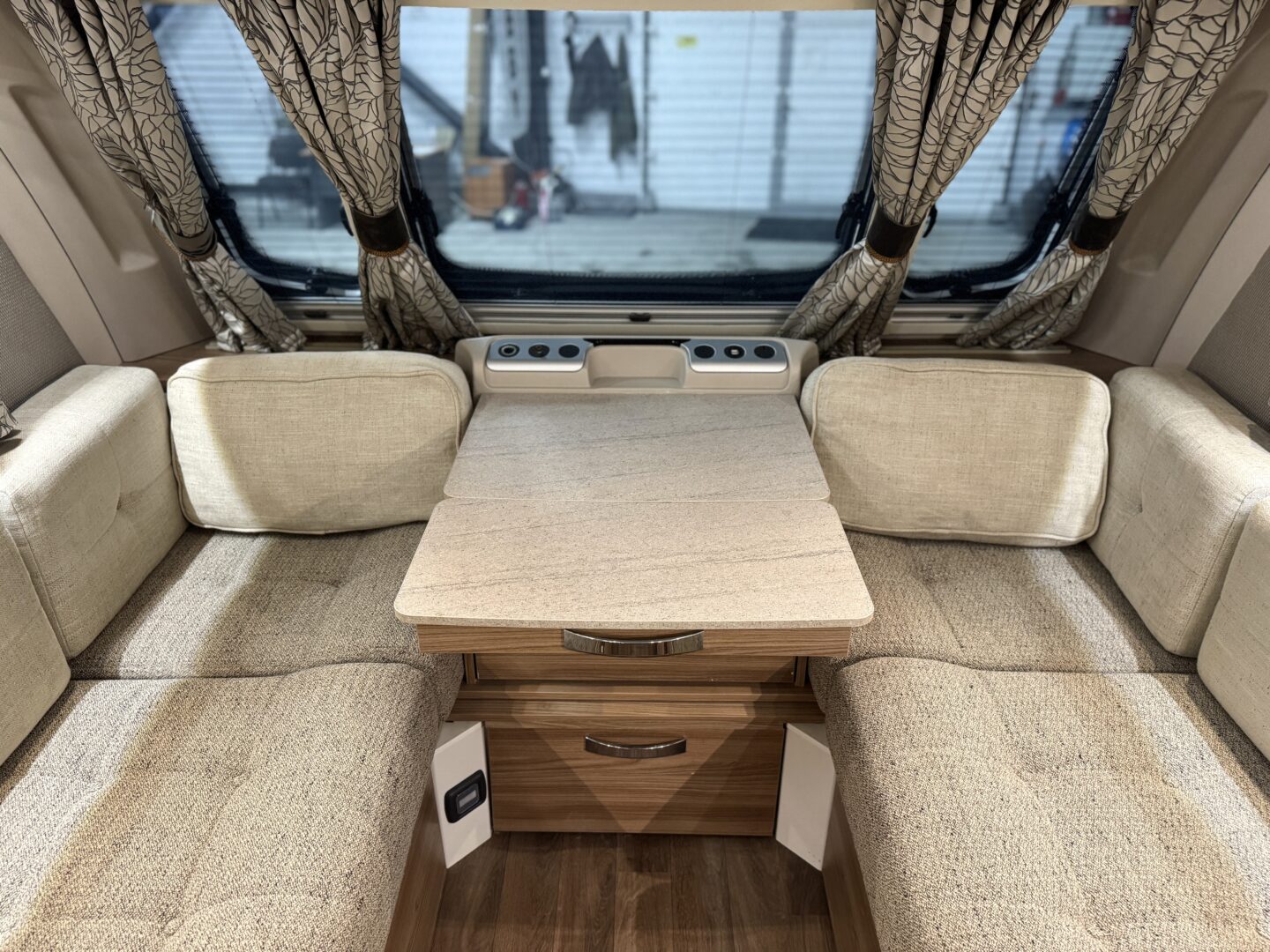Swift Challenger Hi-Style 480 2019 фотография номер 51234