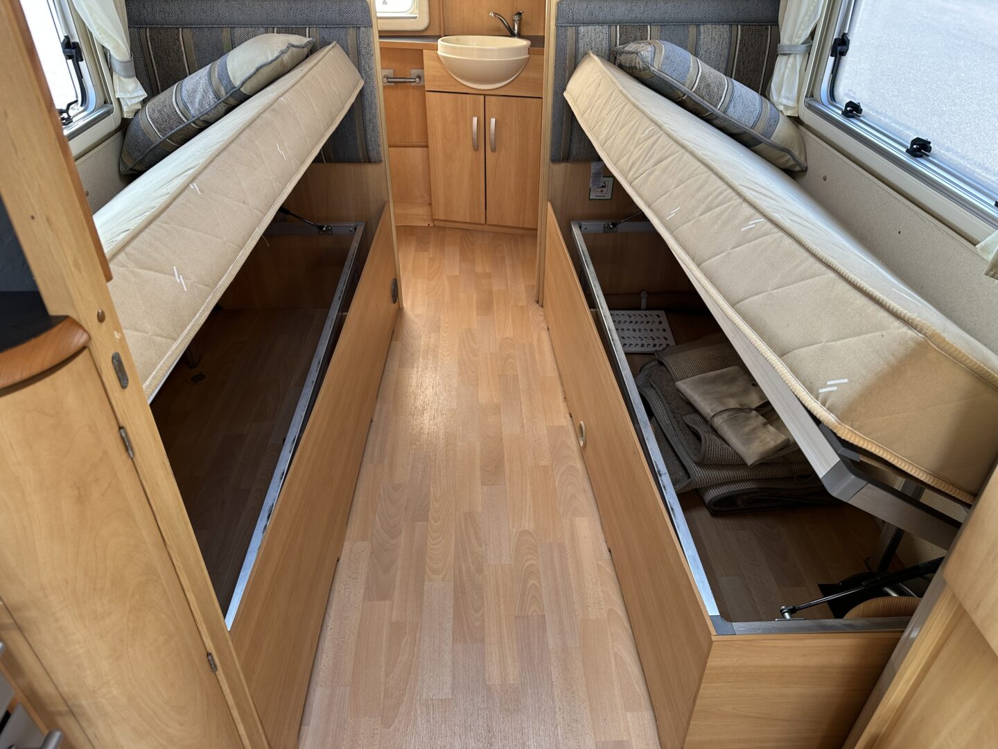 Sterling Elite Overlander 2007 фотография номер 55318